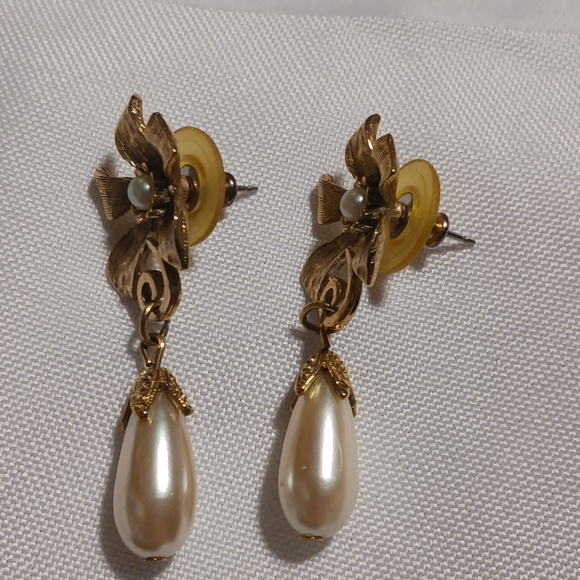 Faux-Pearl Dangle Earrings - Picture 2 of 4